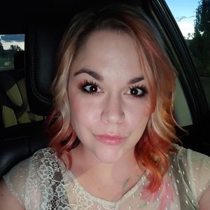 Meet your Posher, Pamela